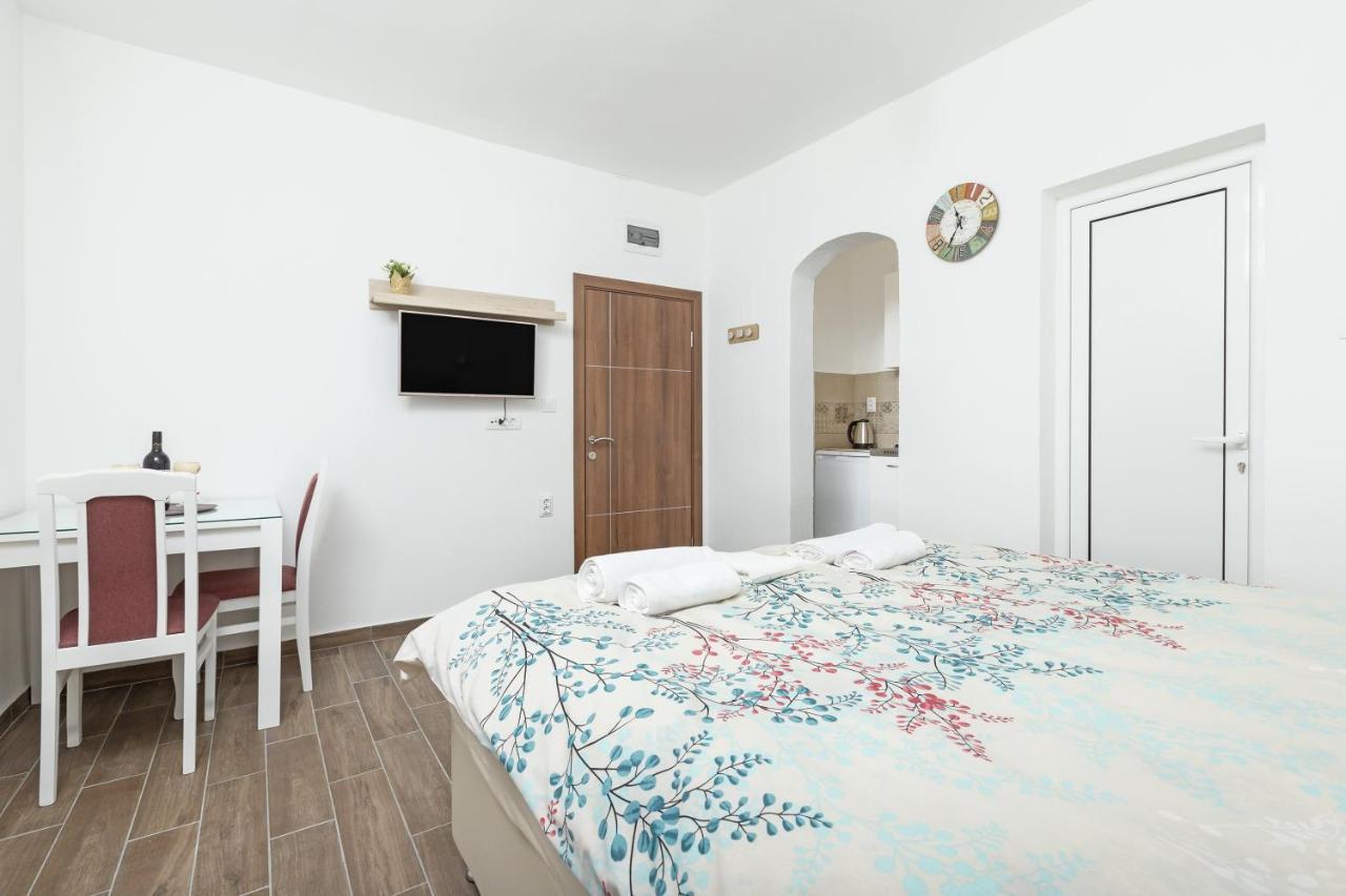 Apartments Natasa 라도비치 외부 사진